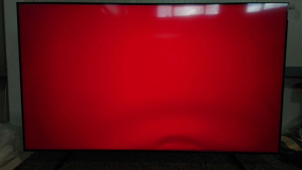 Smart TV Samsung QLED 65Q7F 165 cm 4K Ultra HD HDR1500 Design Premium Metal One Connect Box Telecomanda Metalica Garantie (Mic Defect Estetic)