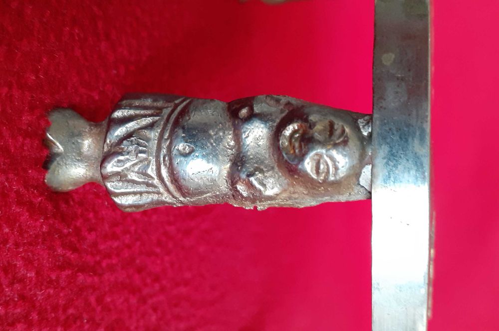 Винтидж кръгла месингова подложка