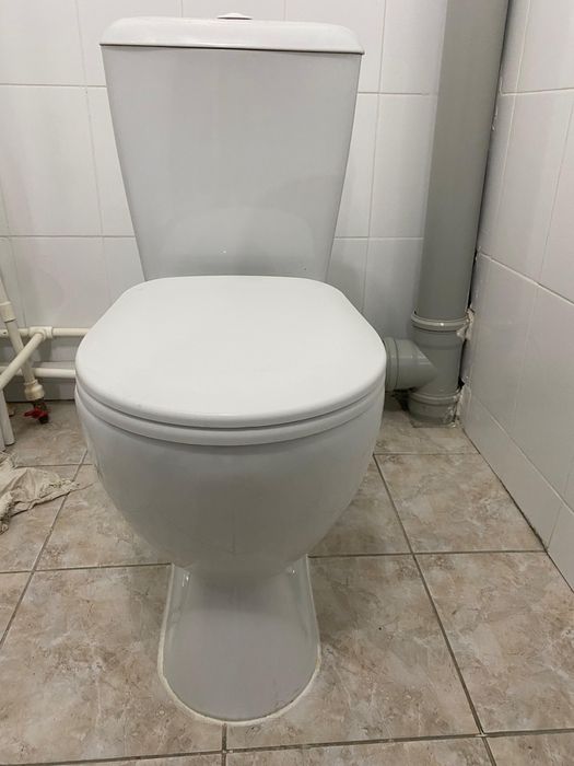 Унитаз  в хорошем состоянии