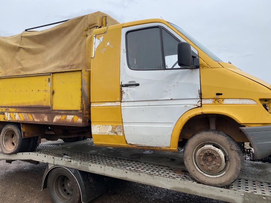 Mercedes Sprinter 412d 4x4 На части !