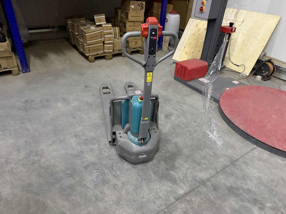Vand Transpalet electric Ameise PTE 1.1 Li-Ion, capacitate 1100 kg