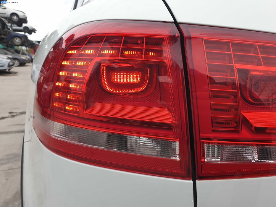 Tripla Lampa Stop Led Stanga de pe Aripa Caroserie Volkswagen Touareg 7P 2011 - 2014 [K8993]