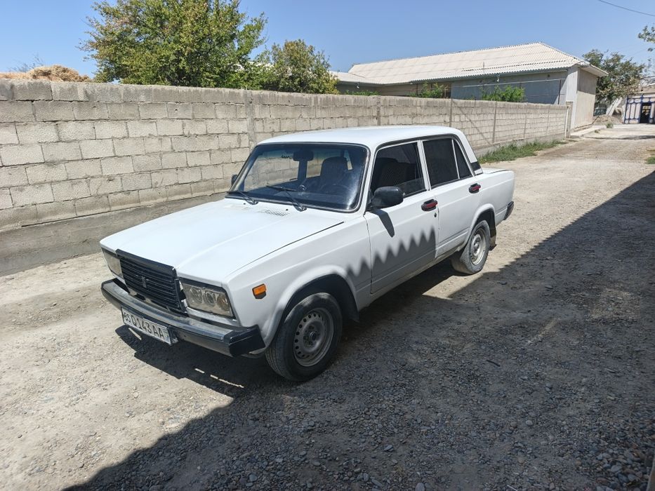 Лада ваз 2107сотилади