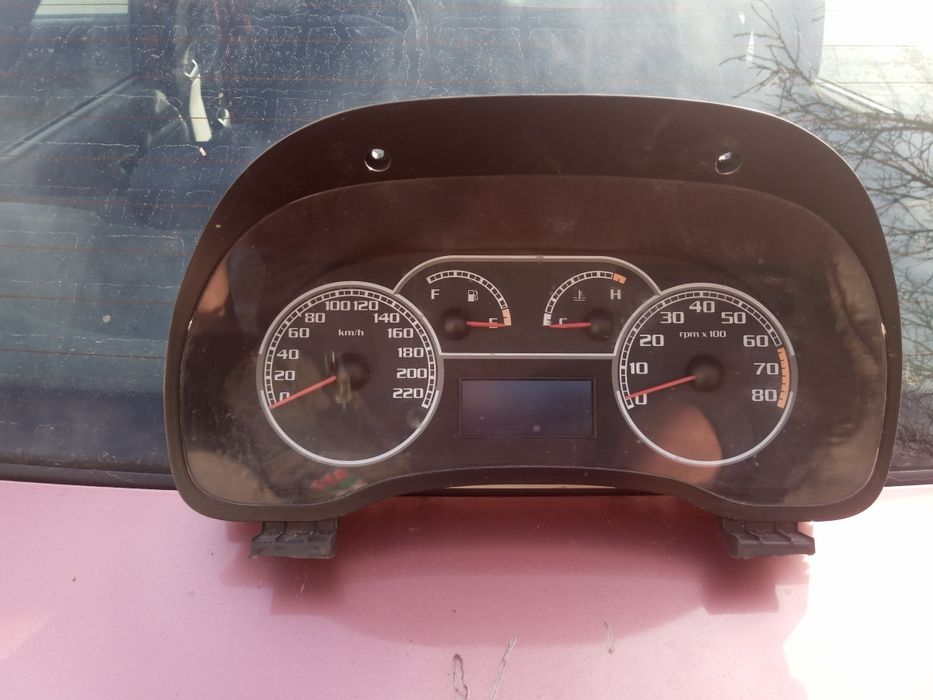 Километраж , табло за гост Албеа fiat albea