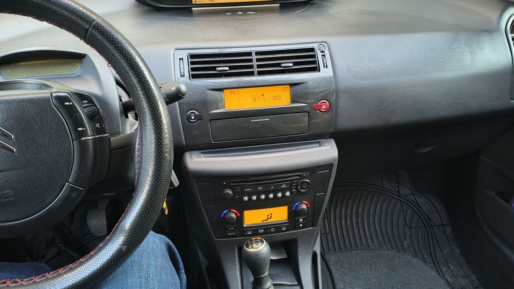 Vând Citroen C4 sport