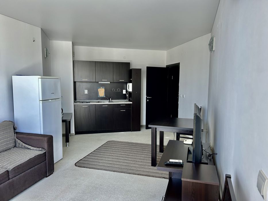 Дава се под наем Двустаен апартамент в Бургас, Сарафово - 68 кв.м за 310 € - Снимка #3