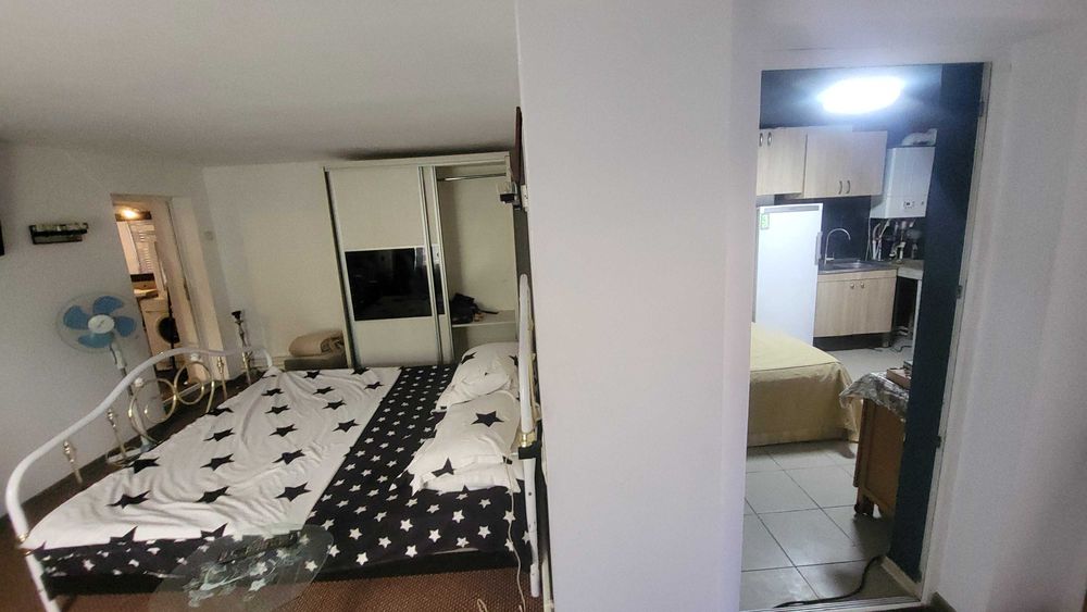 De inchiriat :Spatiu Generos -Doua corpuri independente