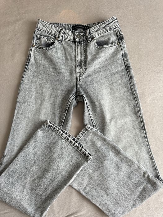 Blugi Stradivarius D72