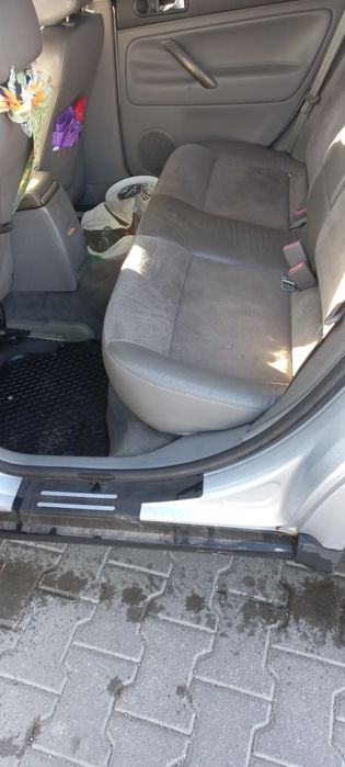 Vând Volkswagen Passat b5