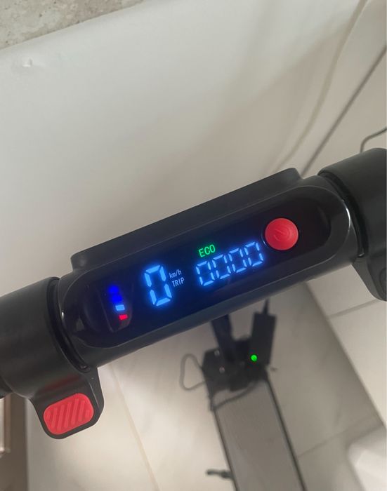 Trotineta electrica ryde