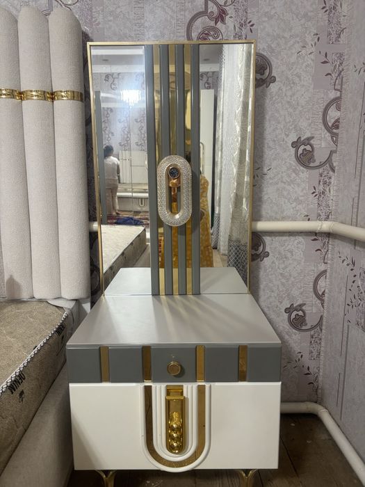 Жатын бөлмеге арналған кровать сатылады