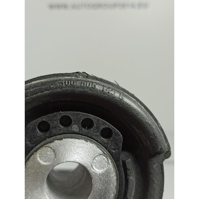 Заден тампон скоростна кутия vw phaeton - 3d0505145b