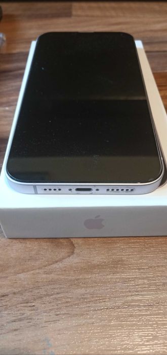 Смартфон Apple iPhone 14 Plus, 128GB, 6GB RAM, 5G, Purple като НОВ