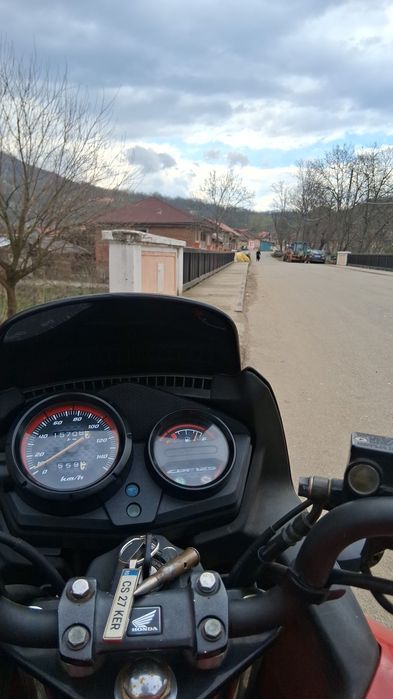 Honda CBF 125M – 2010 – 125cc – Injecție (nu yzf,ktm,aprilia)