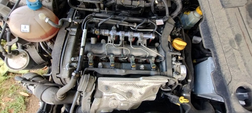 Dezmembrez  Alfa Romeo Giulietta 1.6 mjet2