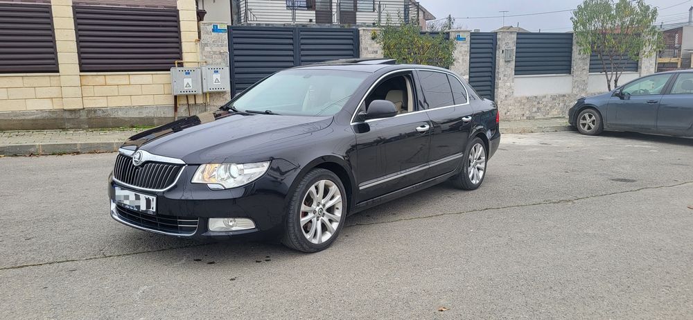 Skoda Superb II DSG/Navi/Trapă/Xenon