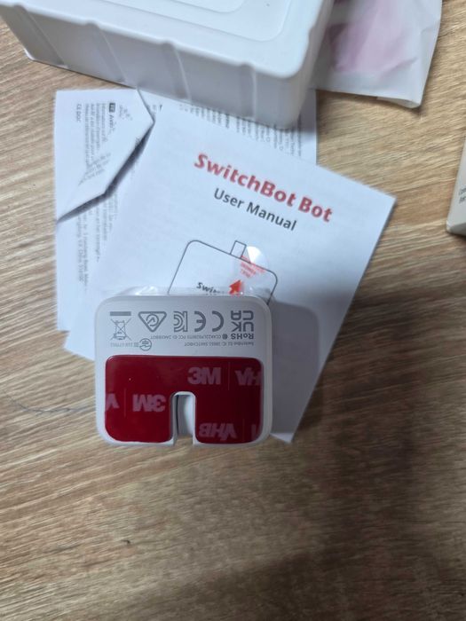 Intrerupator wireless SwitchBot S1, alb, design compact, compatibil cu sisteme Smart Home