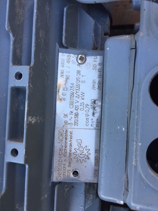 Мотор-редуктор/редуктори Nord