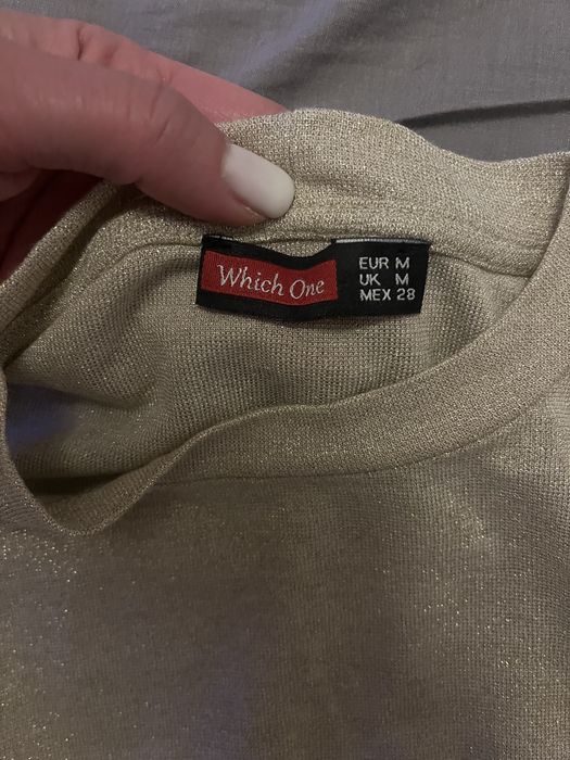 Maieu auriu fara maneci, Top