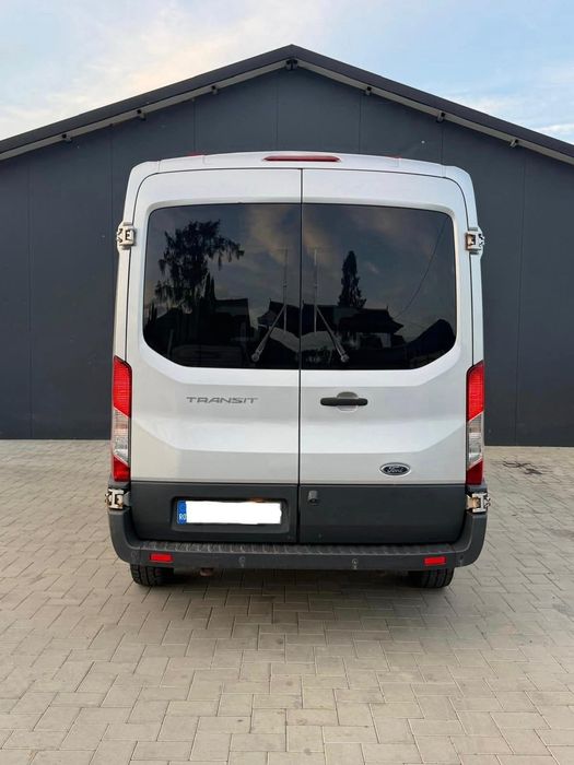 Ford transit 8+1 locuri