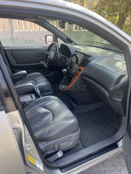 Продам Lexus RX300