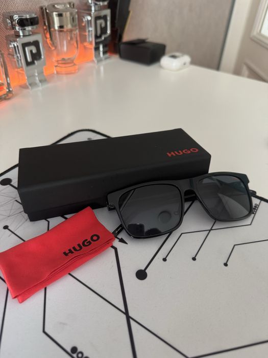 Ochelari de soare HUGO