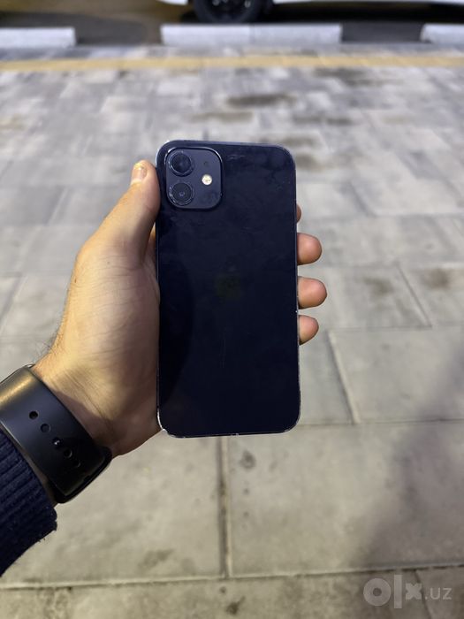 Iphone 12 holati yaxshi ochilmagan