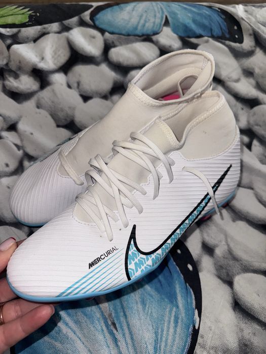 Cramponi Nike Mercurial