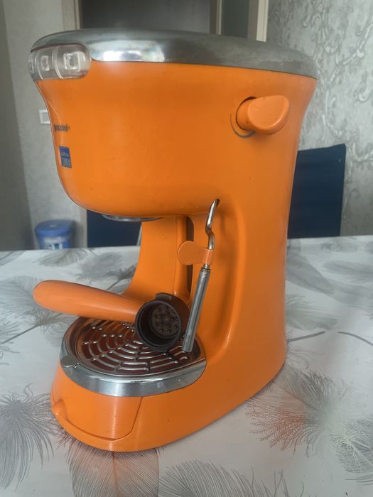 Кофемашина guzzini lavazza blue