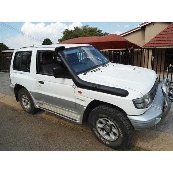 Snorkel Mitsubishi Pajero Shogun V33/V6  pentru aripi evazate