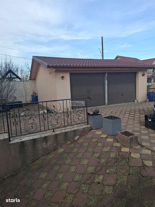 Casa/vila de vanzare in Garoafa /Vrancea