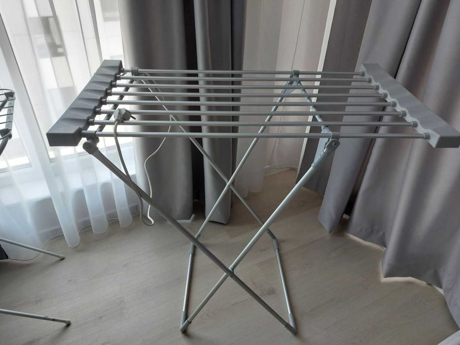 Електрически сушилник за дрехи