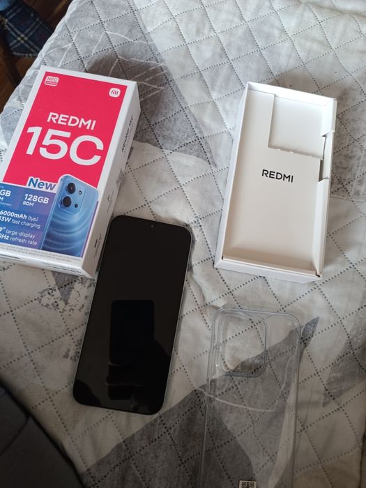Продава се телефон Redmi 15 C New