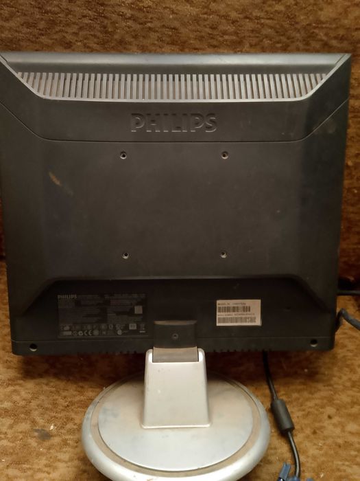 продавам  монитори