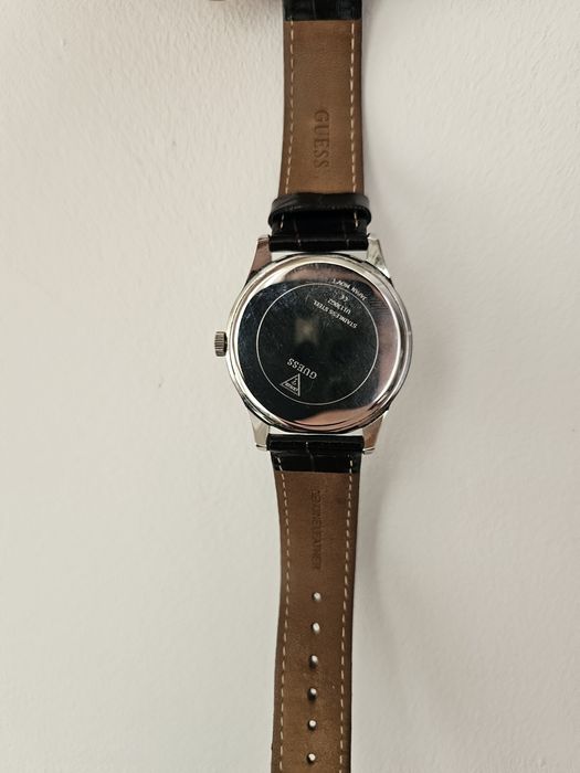 Ceas bărbătesc GUESS – brățară din piele naturală, stil elegant / casual