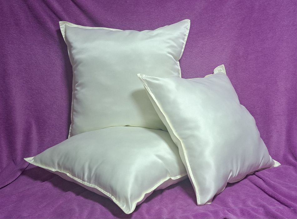 Подушки новые продам