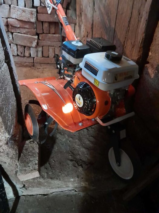 Продава се чисто нова фреза