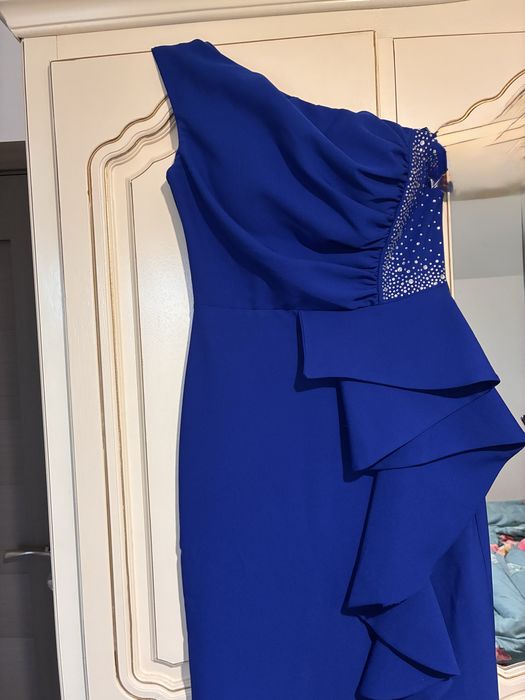 Vand rochie de ocazie