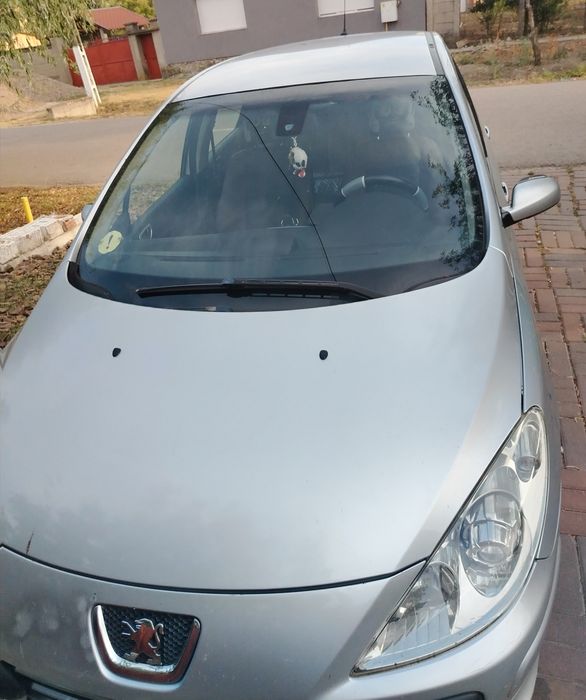 Pejou 307 mașină