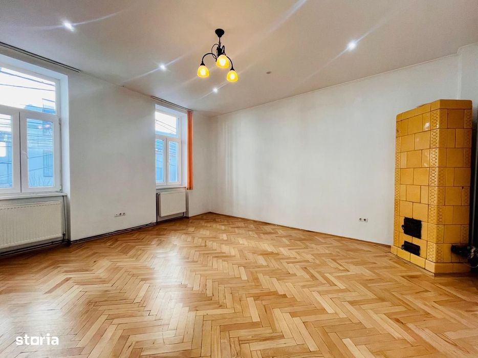 Apartament central renovat | 74 mp | pregătit pentru mutare