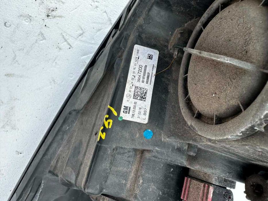 Far stanga  dreapta cu lupa Opel Astra K 39047200 662588537