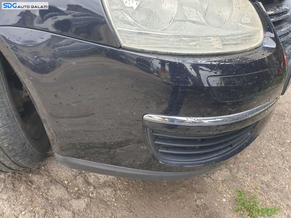 Bara Spoiler Fata Completa cu Grila cu Emblema Volkswagen Golf 5 Break Combi 2004 - 2008 Culoare LC9X [LC0802]
