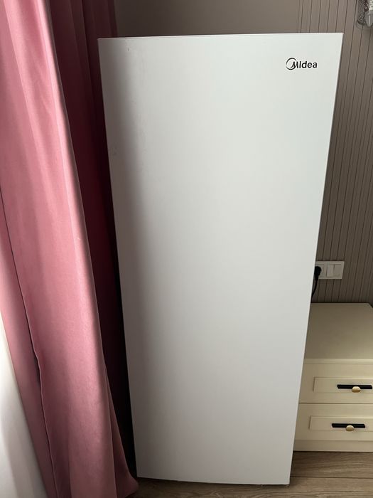 Продам 2 морозильника