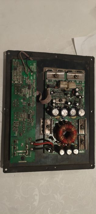 Усилитель для сабвуфера