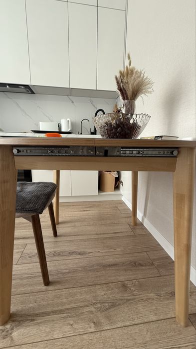 Продам стол новый натуральный дуб