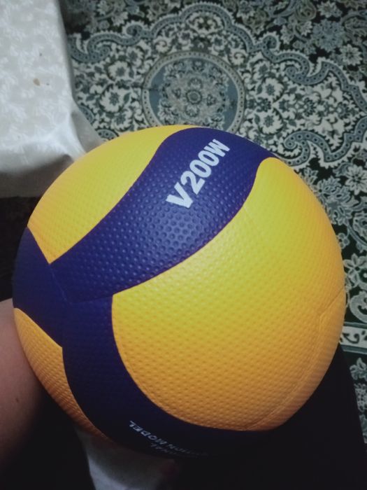 микаса  мяч болейболски оригинал!