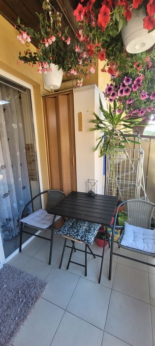 Persoana fizica vând apartament 2 camere strada Florilor