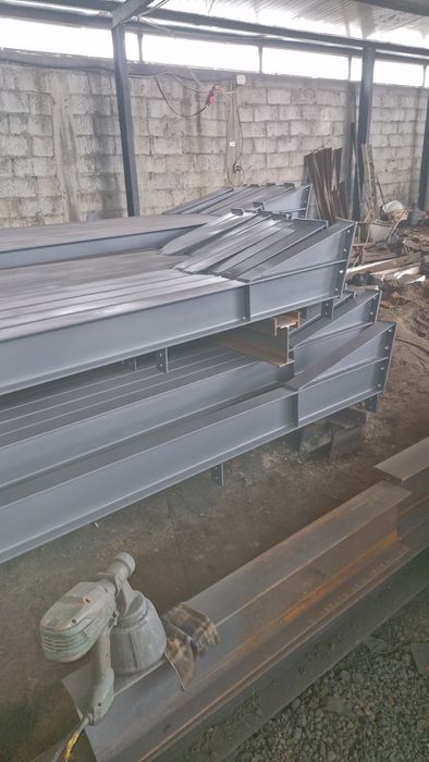 Vand structuri metalice orice dimensiune schimb cu auto