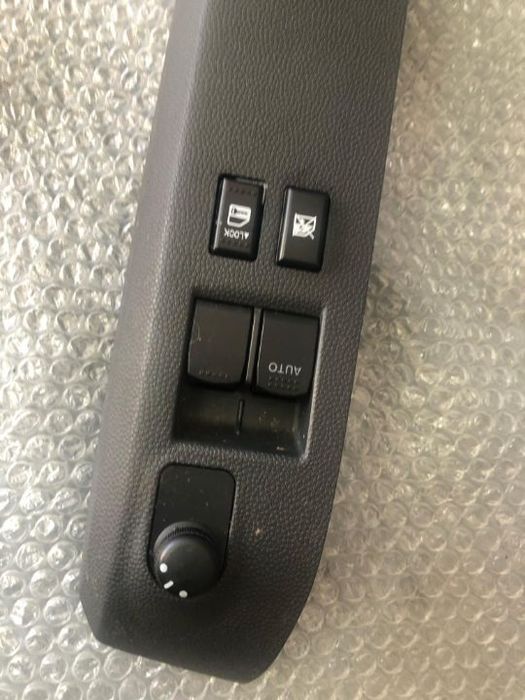 panou butoane stanga fata suzuki splash