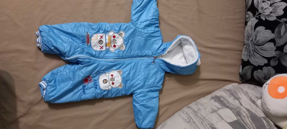 Космонавти за бебе